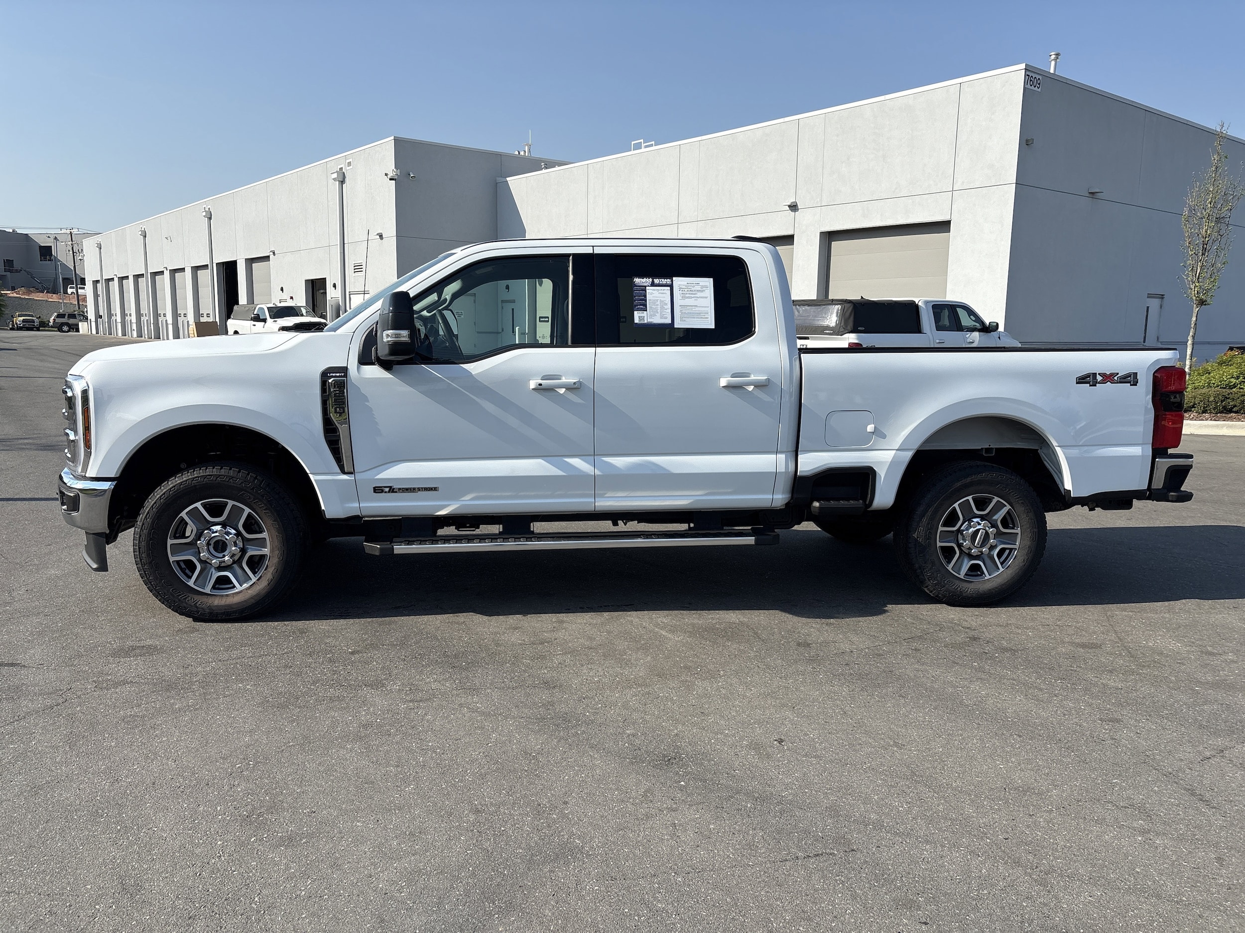 2026 Ford Super Duty F-250 SRW LARIAT photo 4
