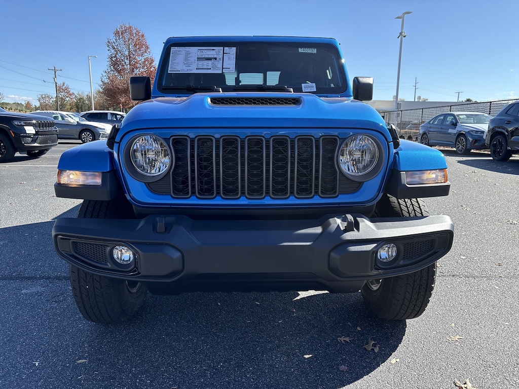 New 2026 Jeep Gladiator Sport S Pickup