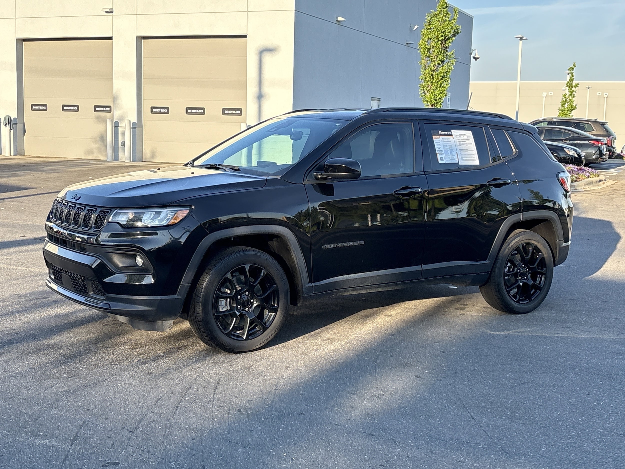 2023 Jeep Compass Altitude photo 4
