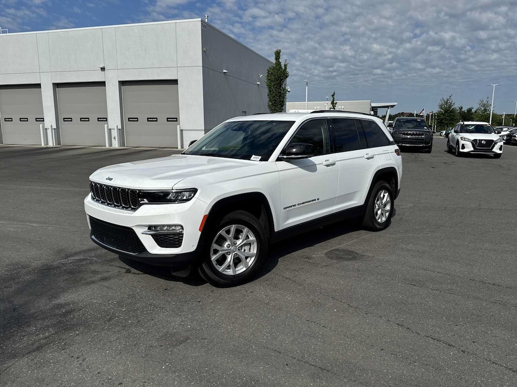 Used 2023 Jeep Grand Cherokee Limited SUV