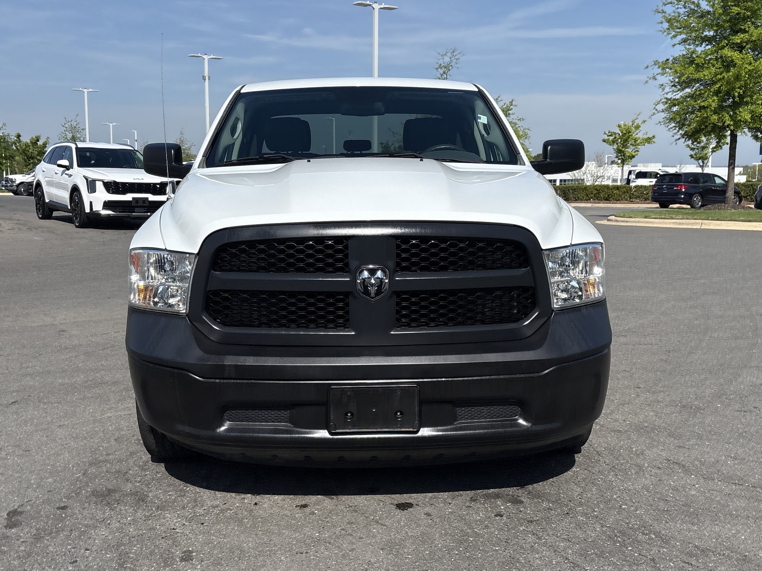 2016 Ram 1500 Tradesman photo 2