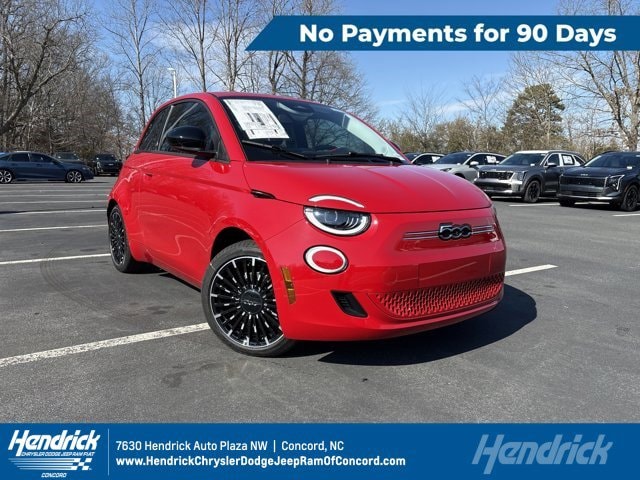 2025 FIAT 500e Hatchback 