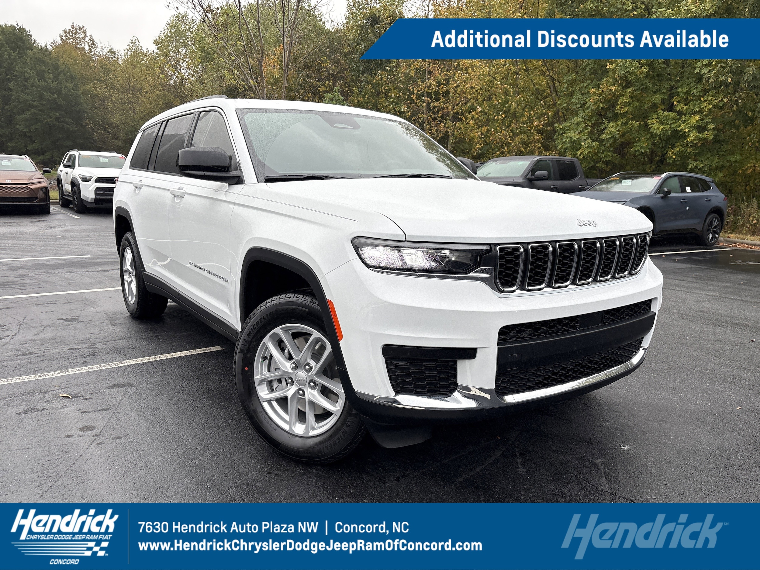 2025 Jeep Grand Cherokee L Laredo's photo