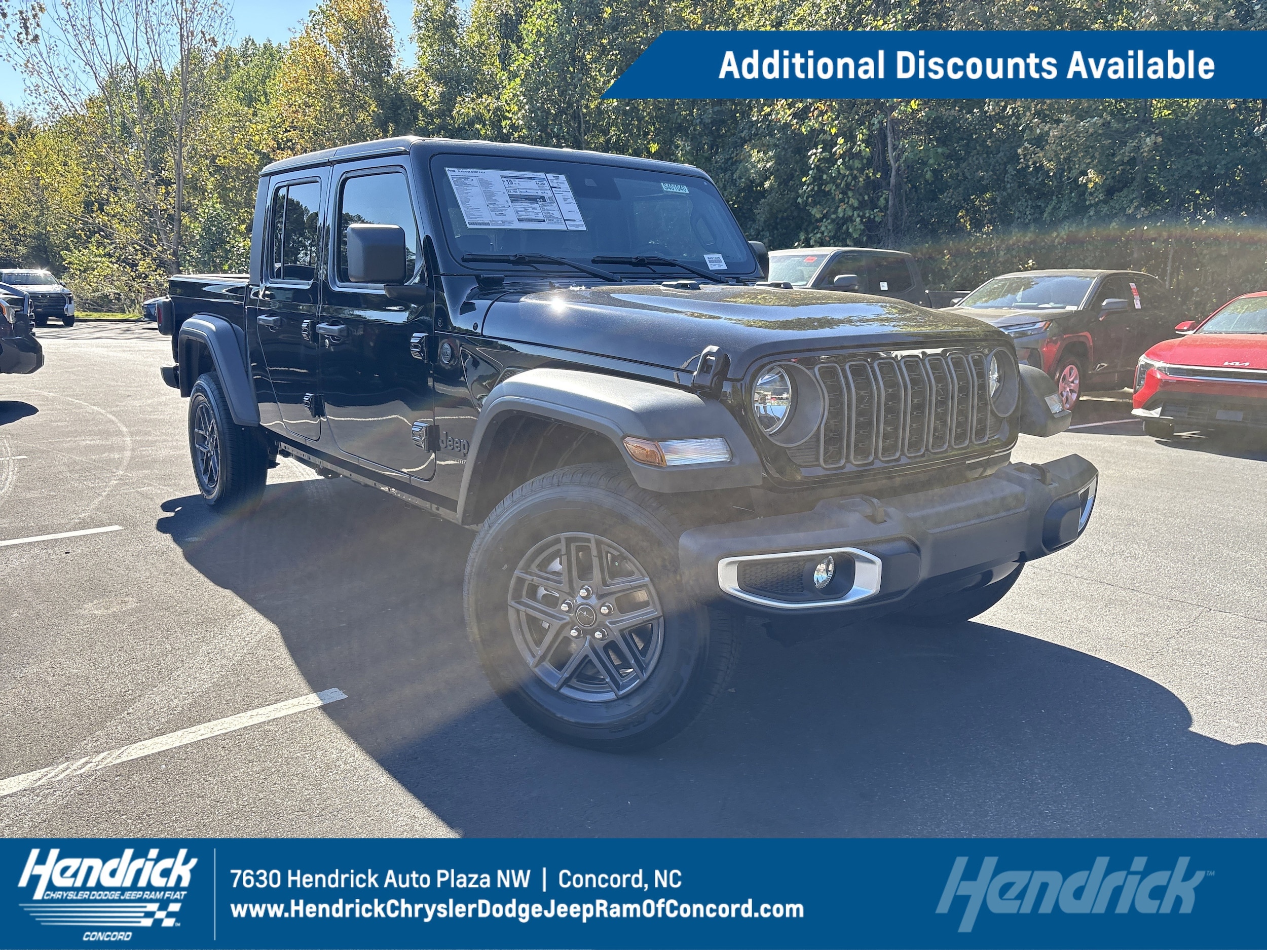 2025 Jeep Gladiator Sport S's photo