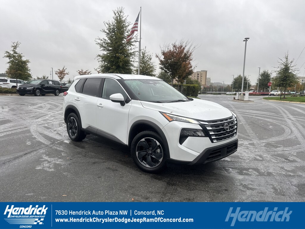 Used 2024 Nissan Rogue SV SUV