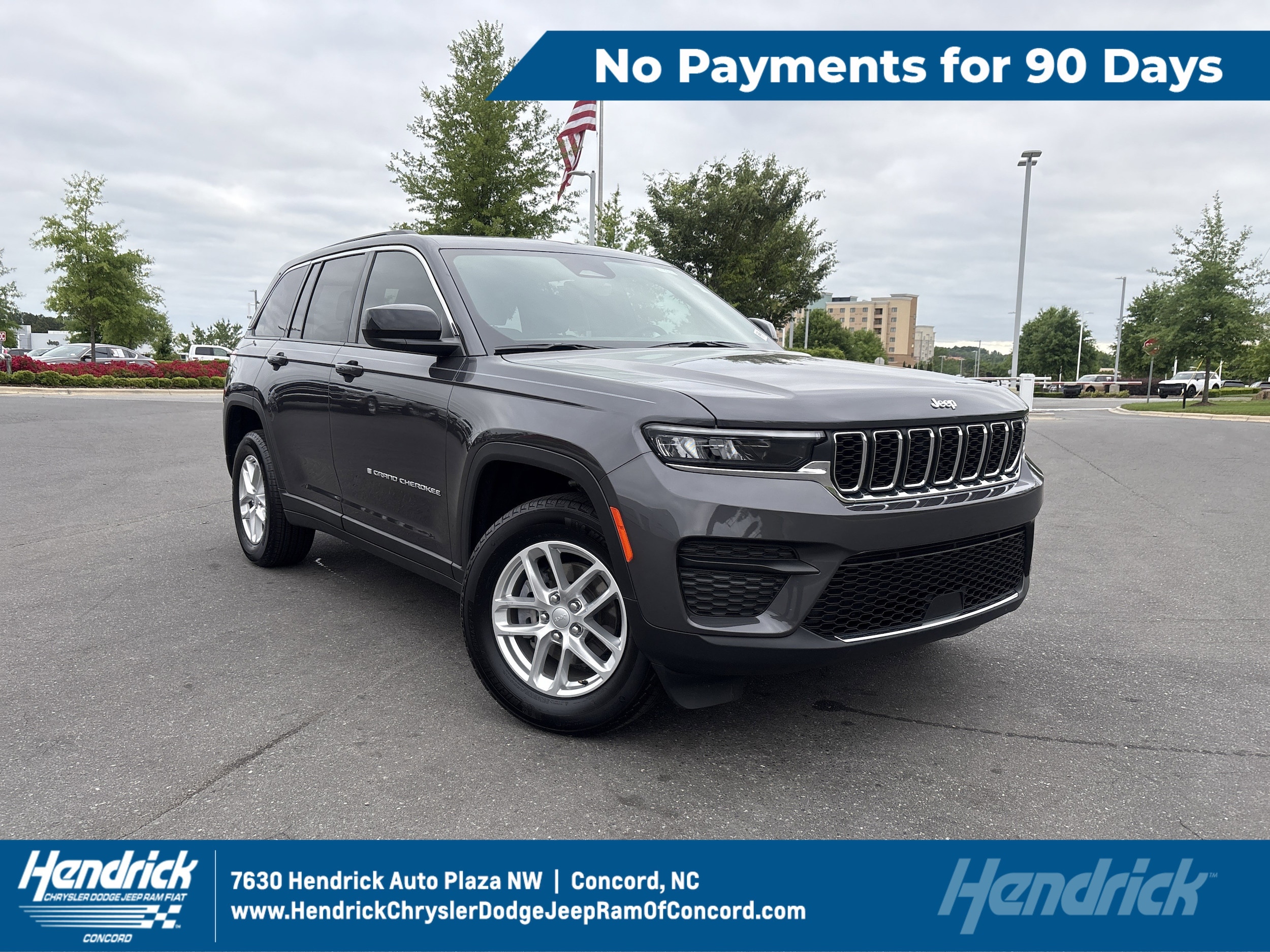2025 Jeep Grand Cherokee Laredo X's photo