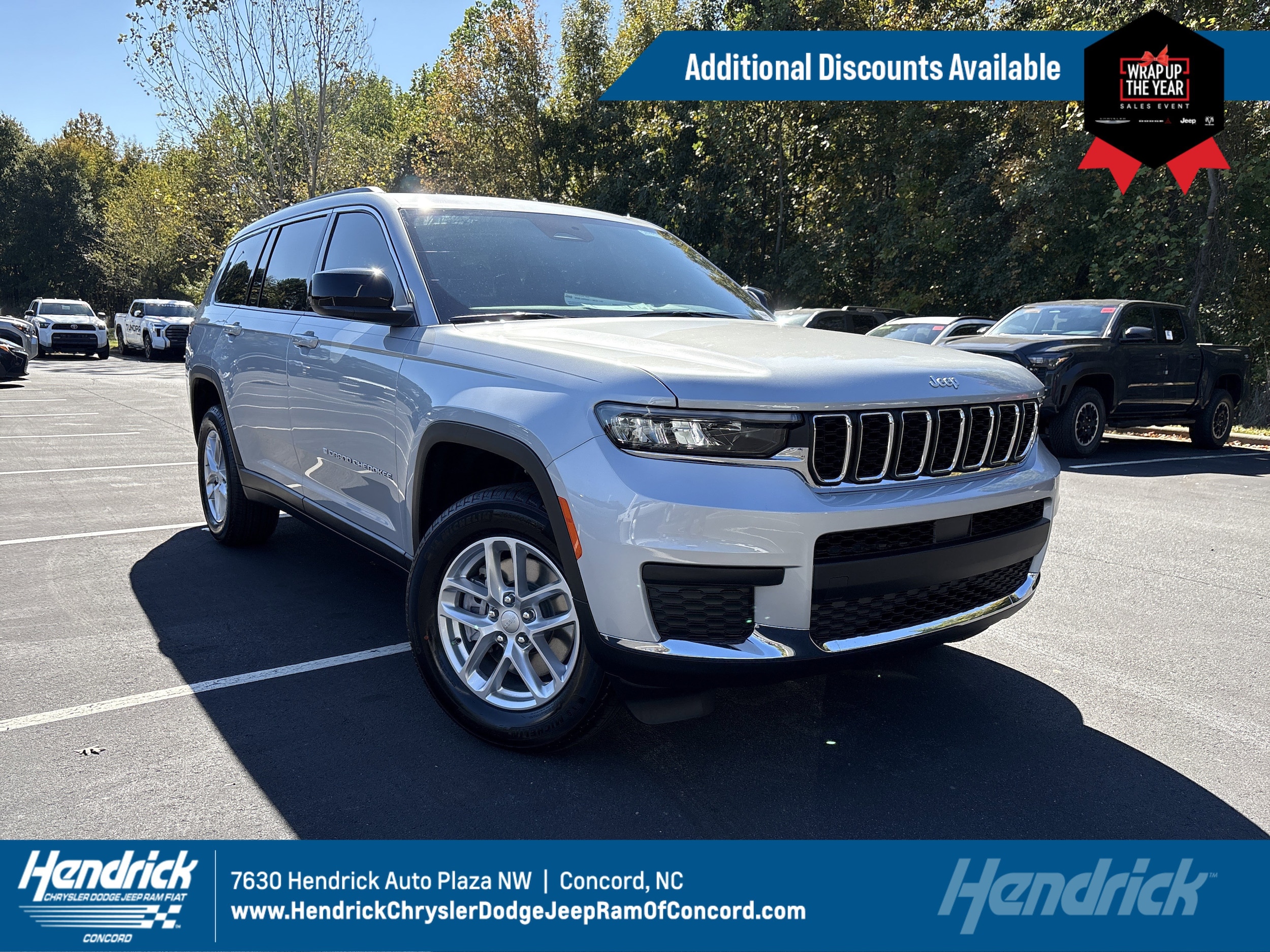 2025 Jeep Grand Cherokee L Laredo's photo