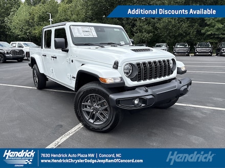 2025 Jeep Gladiator Sport S Pickup