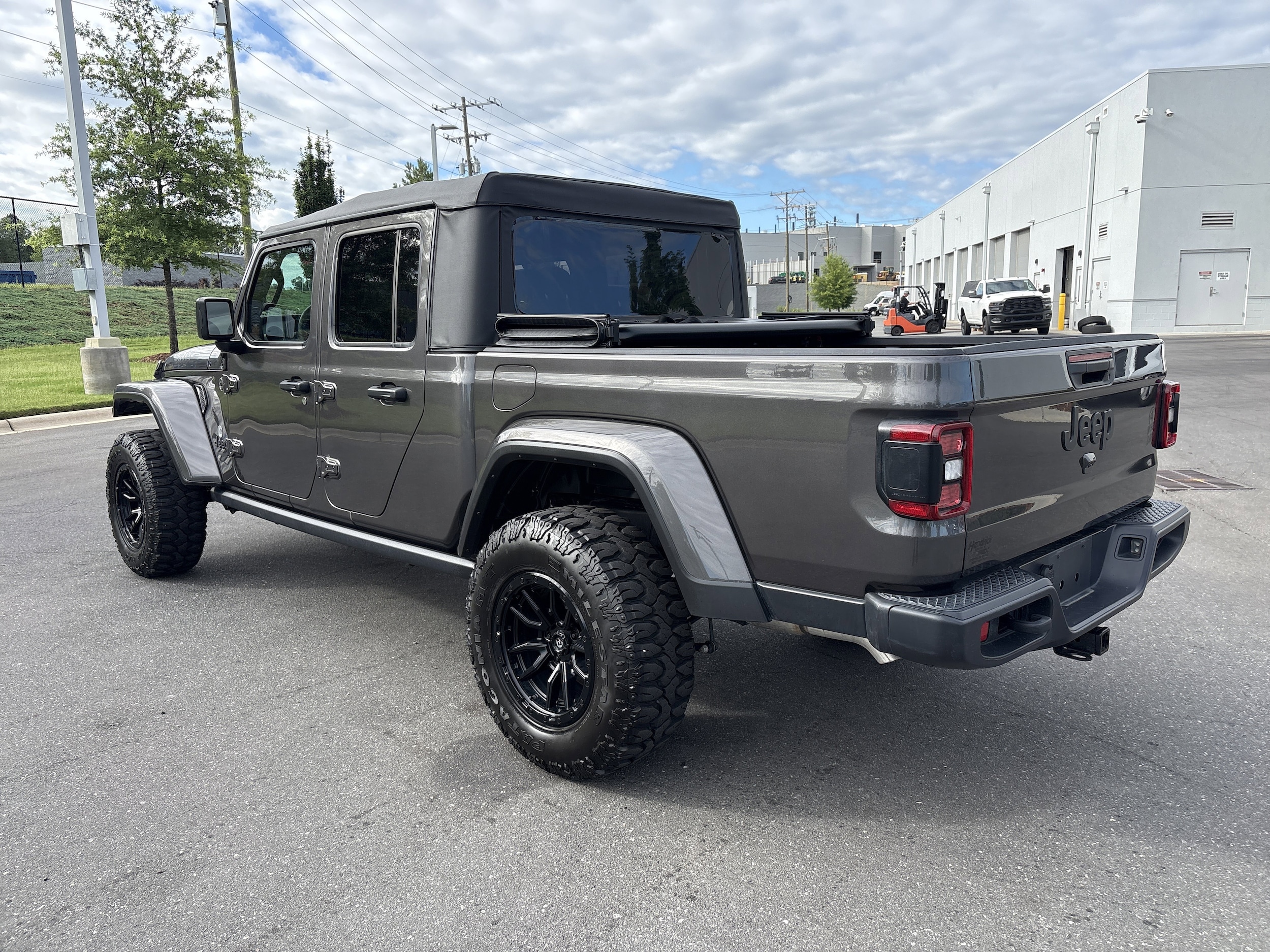 Jeep Gladiator Willys