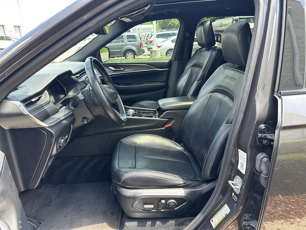 Used 2022 Jeep Grand Cherokee L Overland SUV