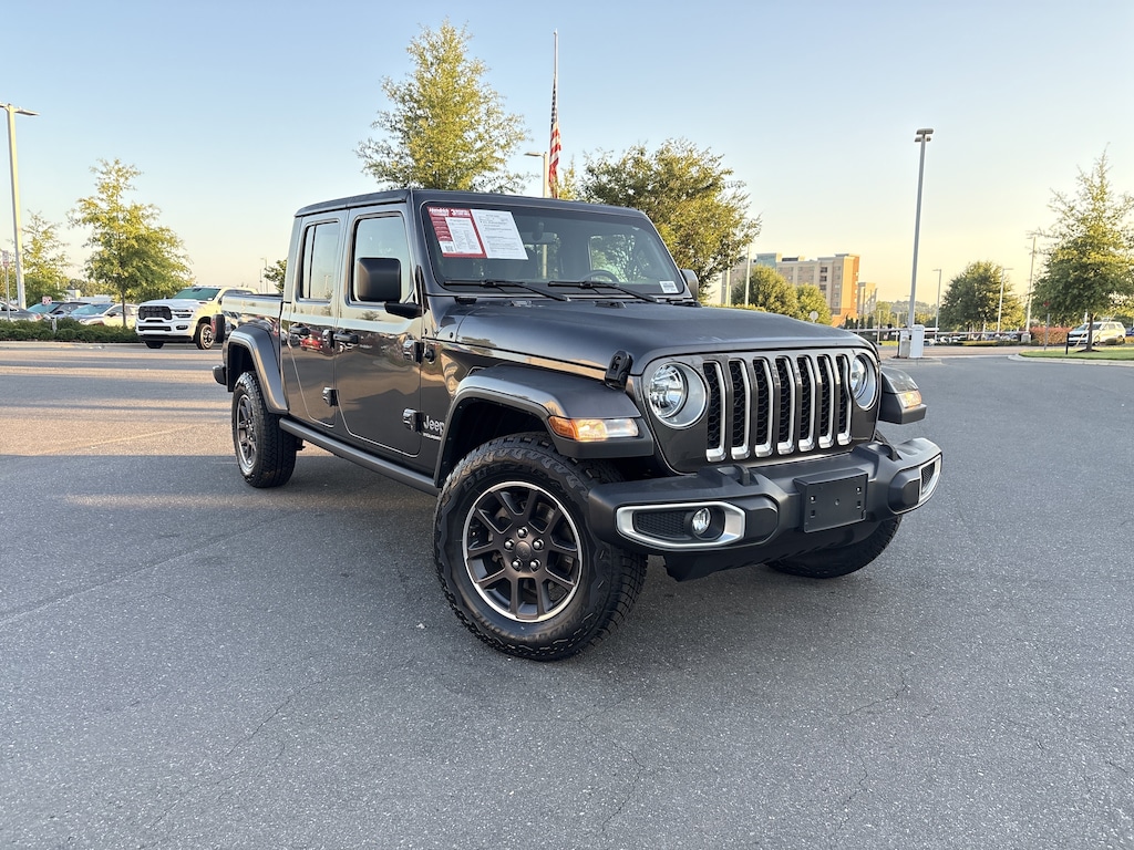 Used 2023 Jeep Gladiator Overland Pickup