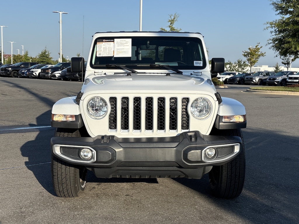 Certified 2022 Jeep Gladiator Overland Pickup