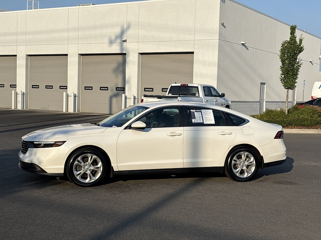Used 2023 Honda Accord LX Sedan