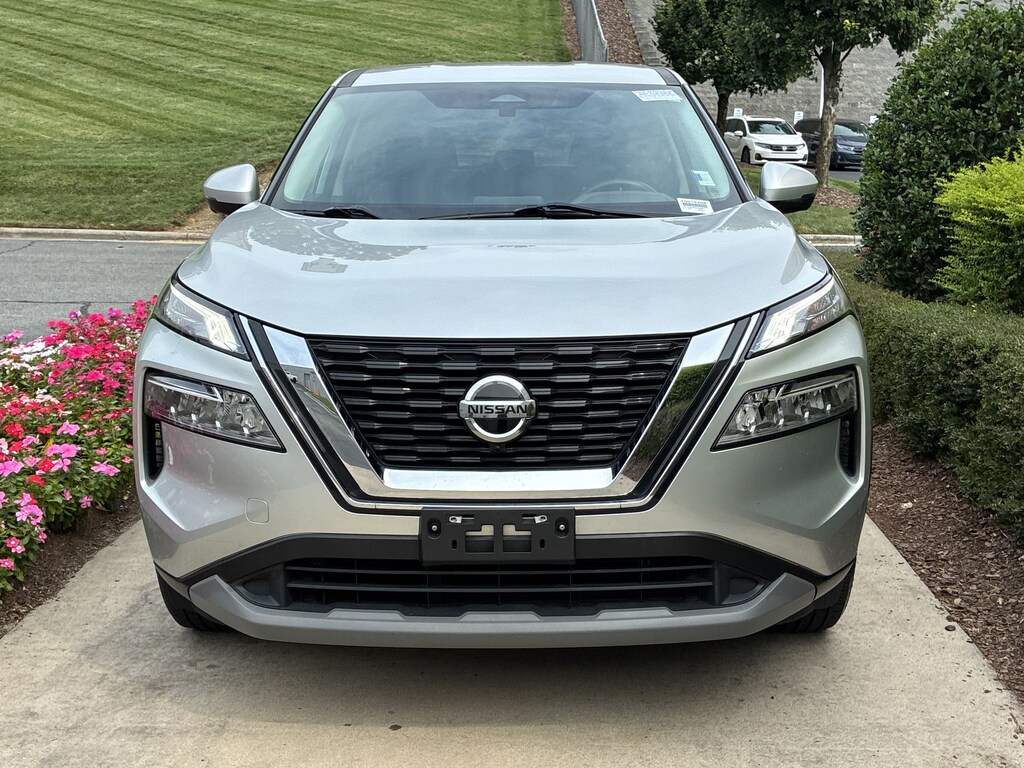 Used 2021 Nissan Rogue SV SUV