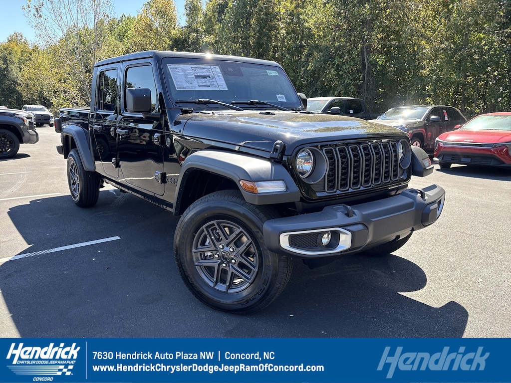 New 2025 Jeep Gladiator Sport S Pickup