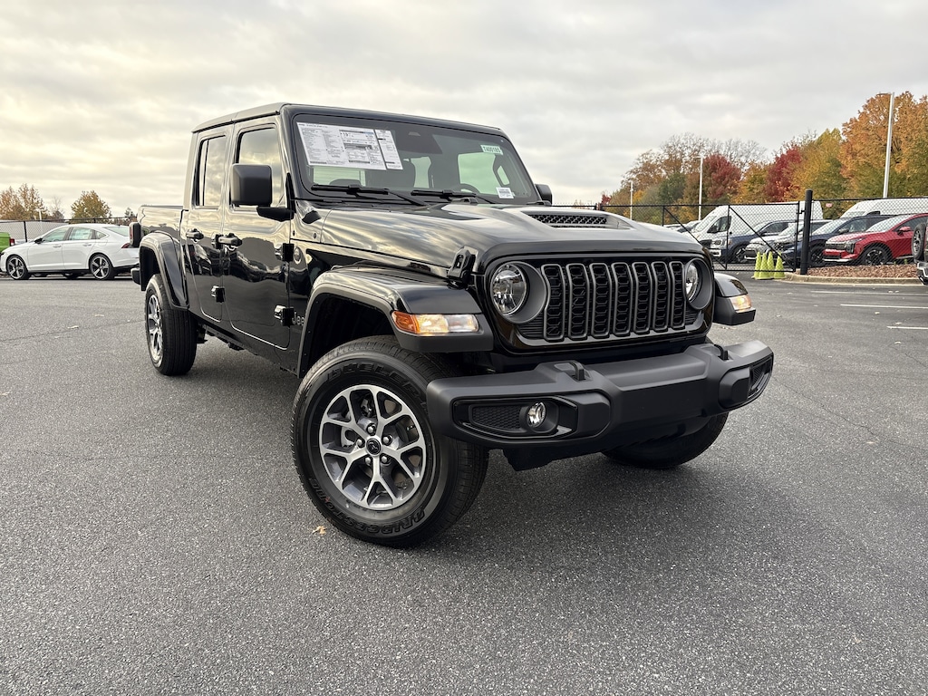 New 2026 Jeep Gladiator Sport S Pickup