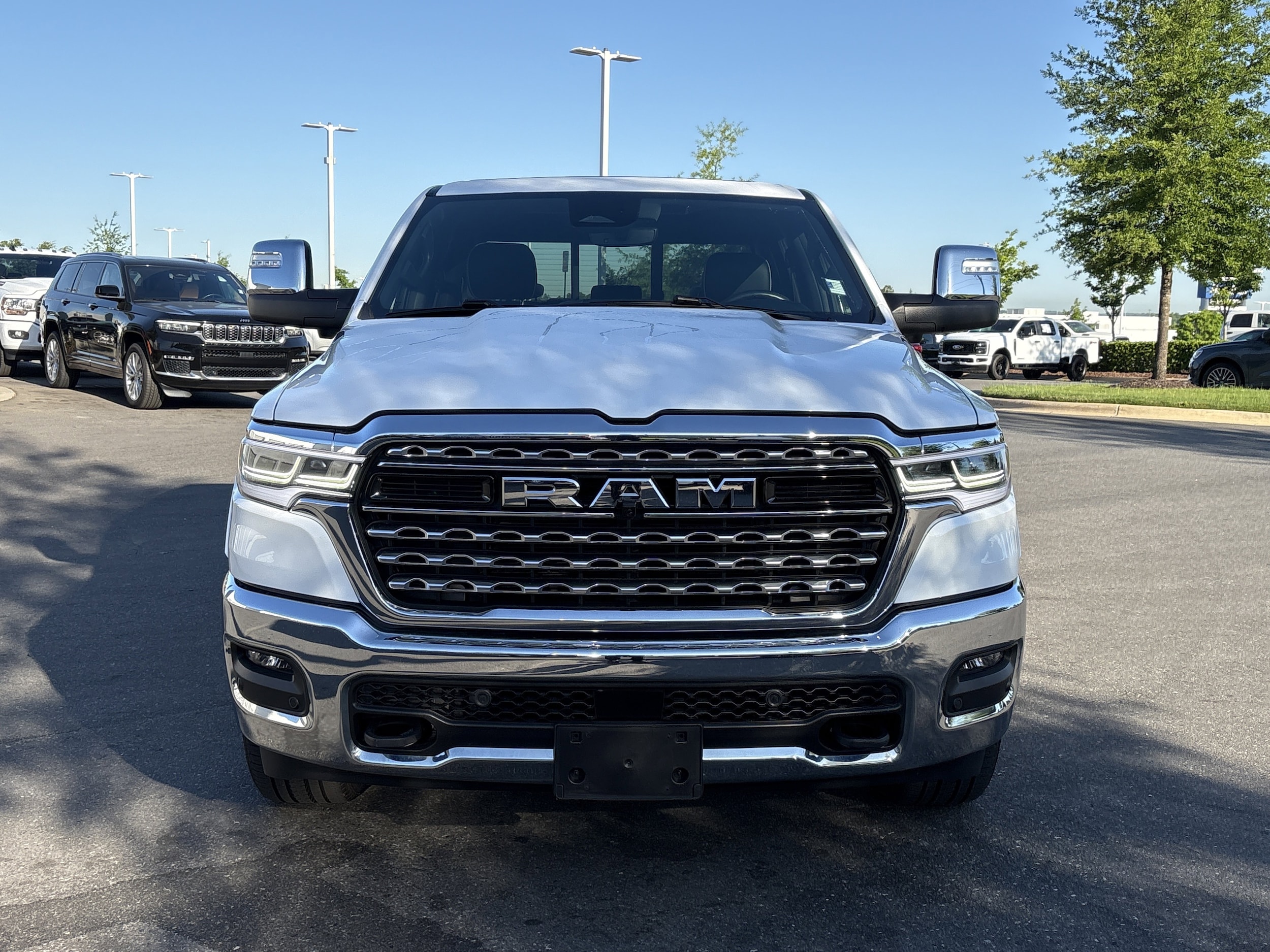 2025 Ram 1500 Limited photo 2