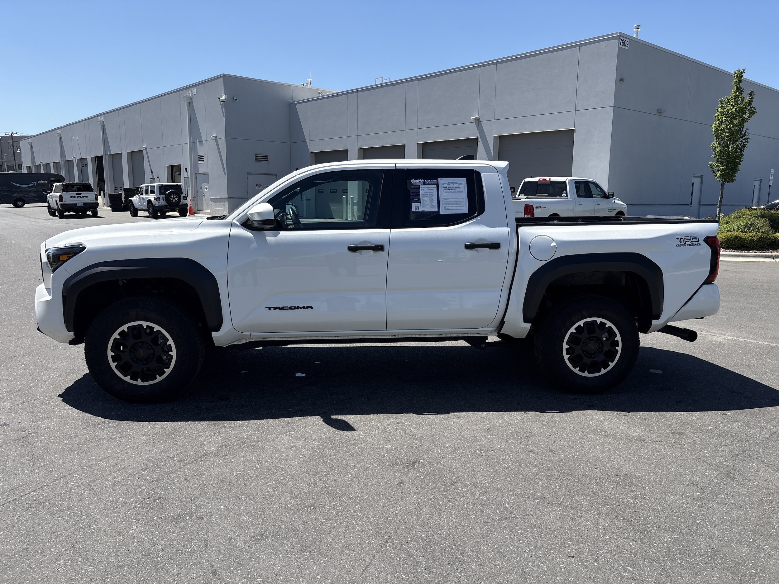 2024 Toyota Tacoma 4WD TRD Off Road photo 4