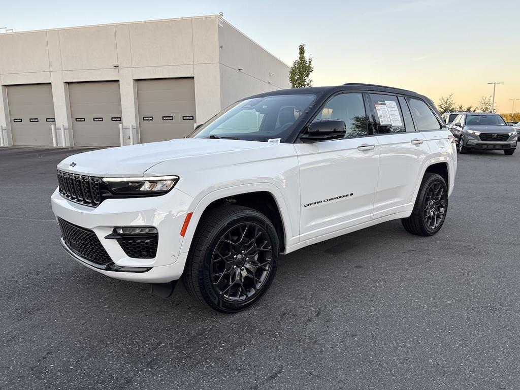 Used 2025 Jeep Grand Cherokee Summit SUV