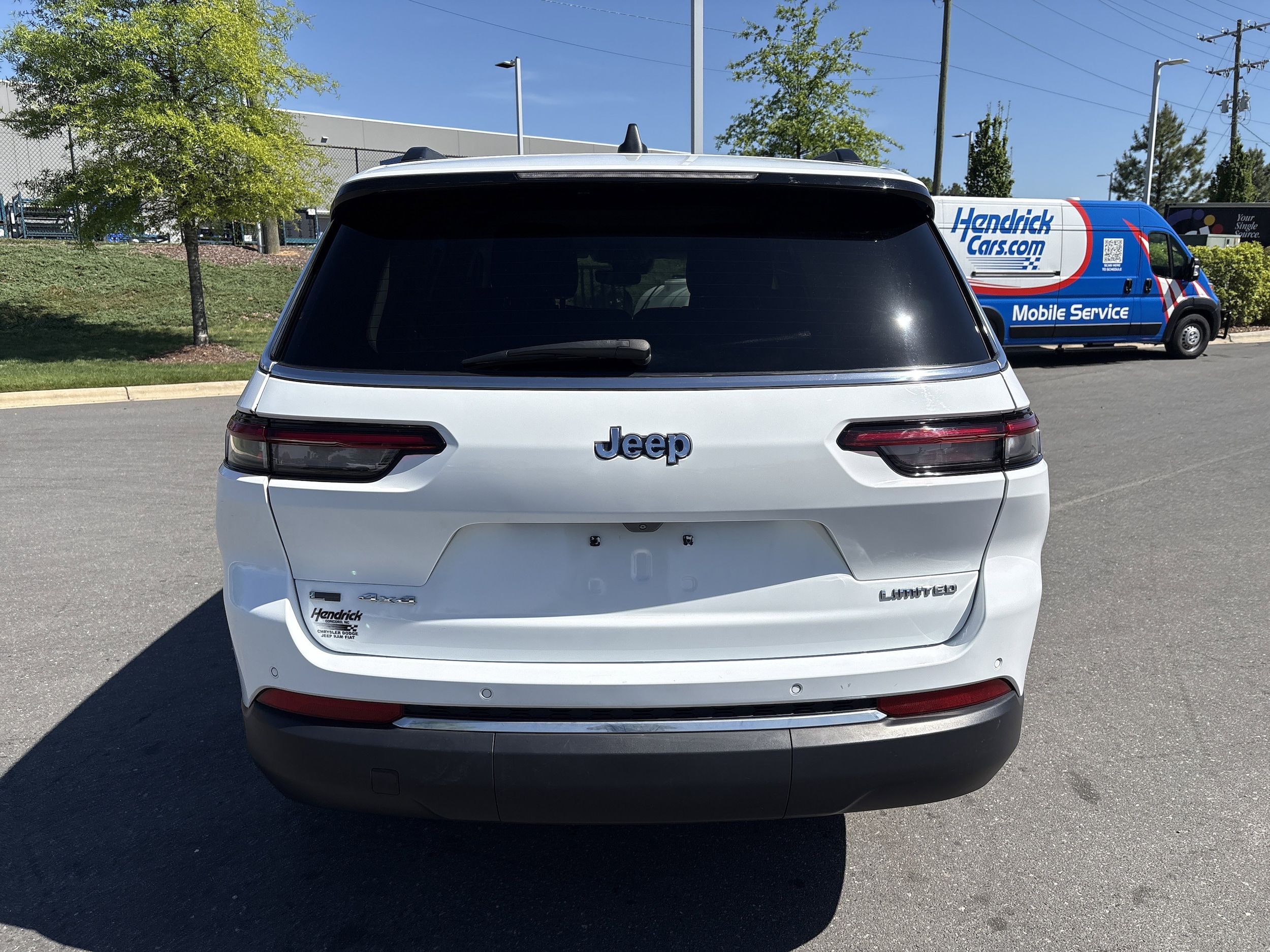 2022 Jeep Grand Cherokee L Limited photo 3