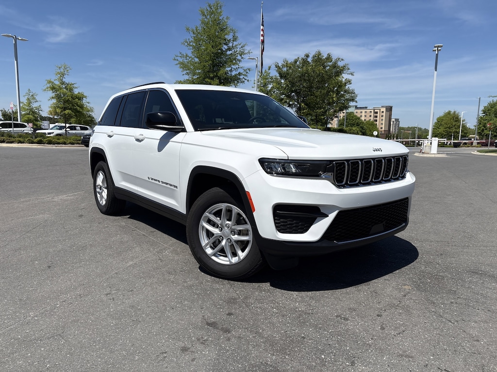 Used 2025 Jeep Grand Cherokee Laredo X SUV