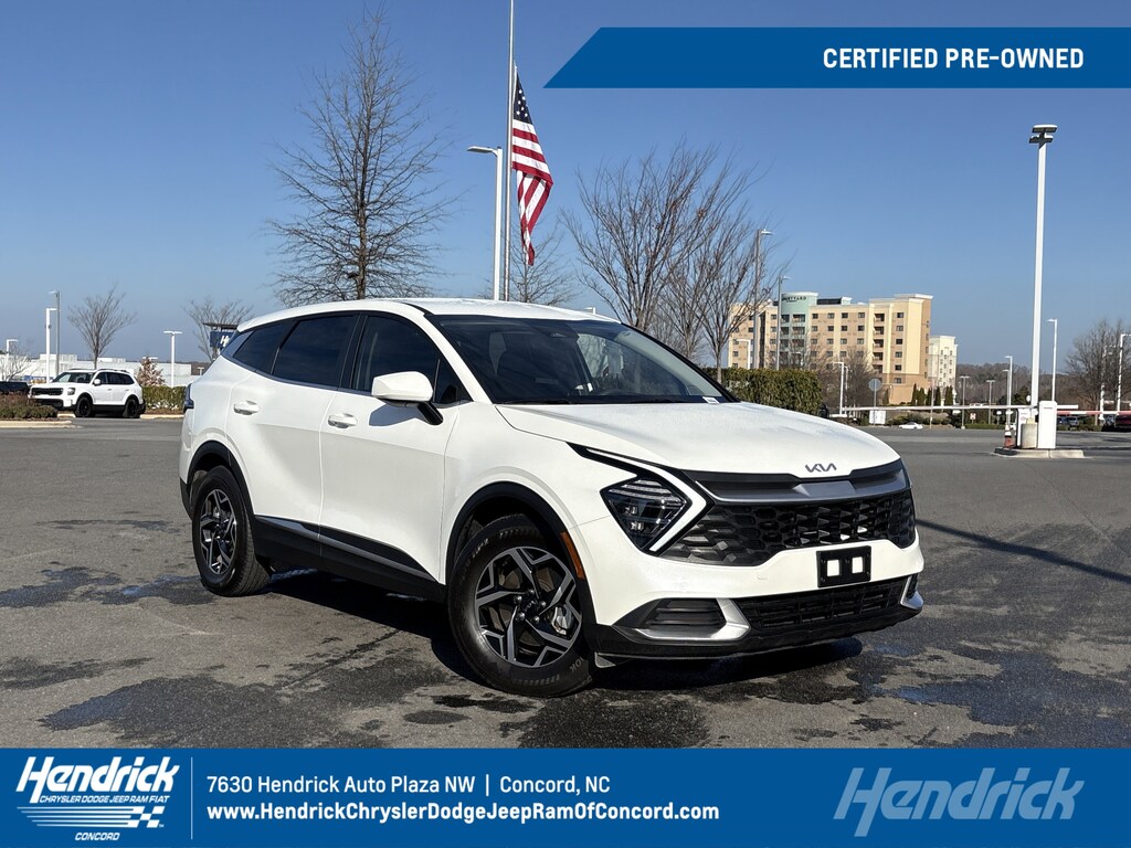 Used 2025 Kia Sportage LX SUV