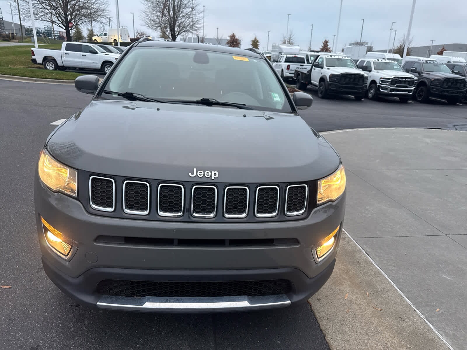 2020 Jeep Compass Limited photo 2