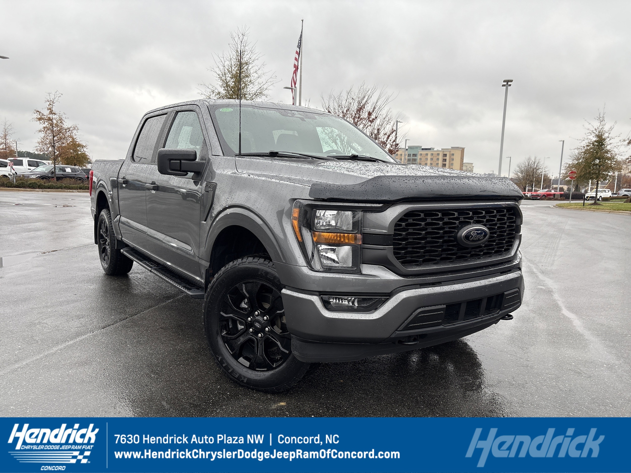 2023 Ford F-150 XL's photo