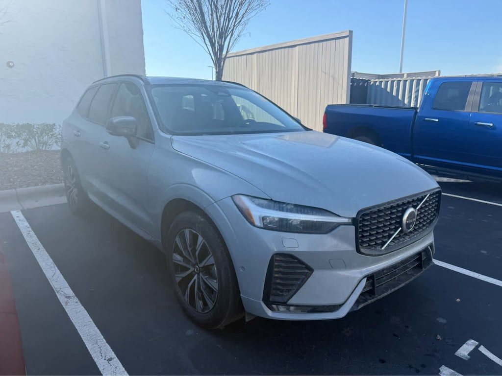 Used 2025 Volvo XC60 Plus SUV