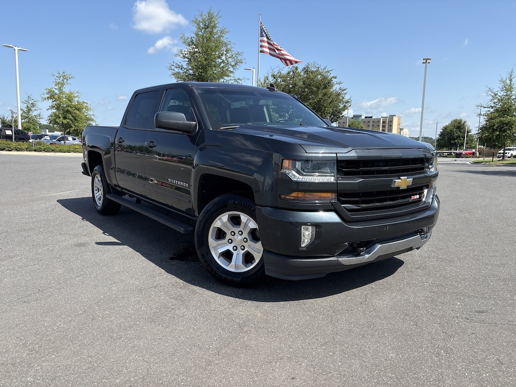 Used 2018 Chevrolet Silverado 1500 LT Pickup