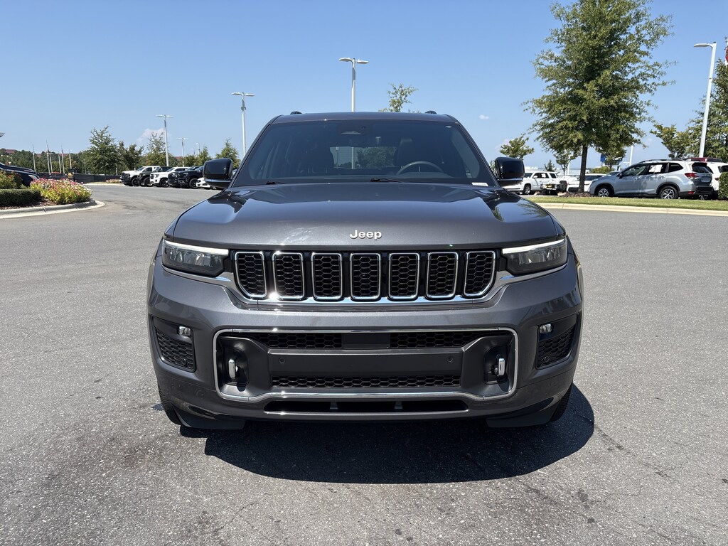 Used 2024 Jeep Grand Cherokee L Overland SUV