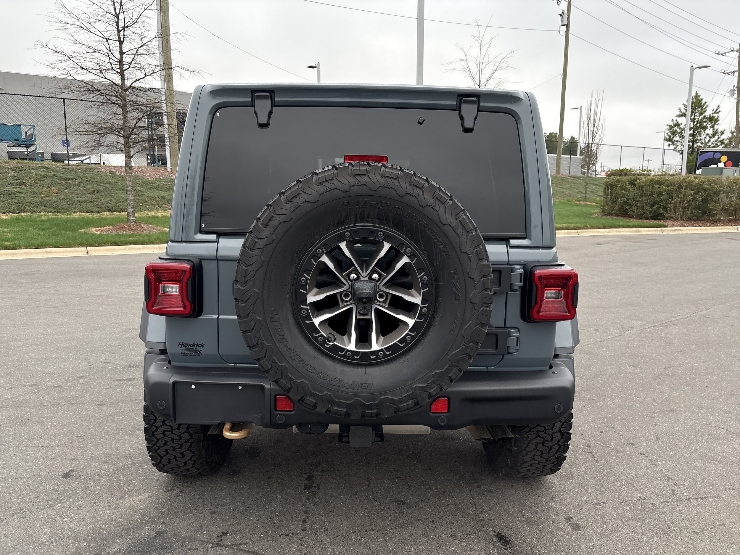 2024 Jeep Wrangler Rubicon 392 photo 3