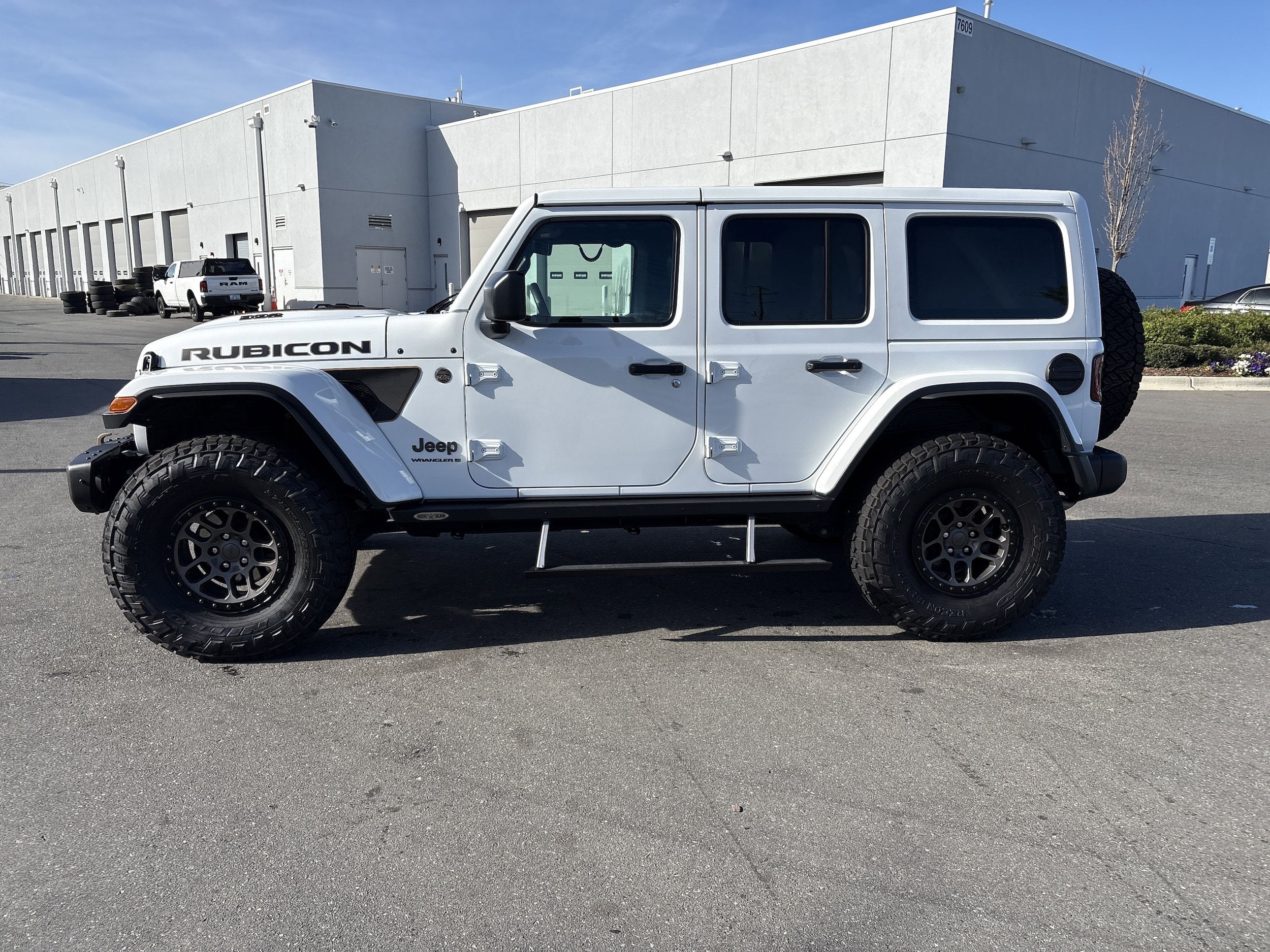 2023 Jeep Wrangler Rubicon 392 photo 5