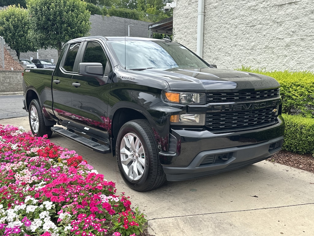 Used 2020 Chevrolet Silverado 1500 Custom Pickup