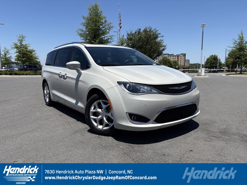 Used 2020 Chrysler Pacifica Touring L Plus Minivan