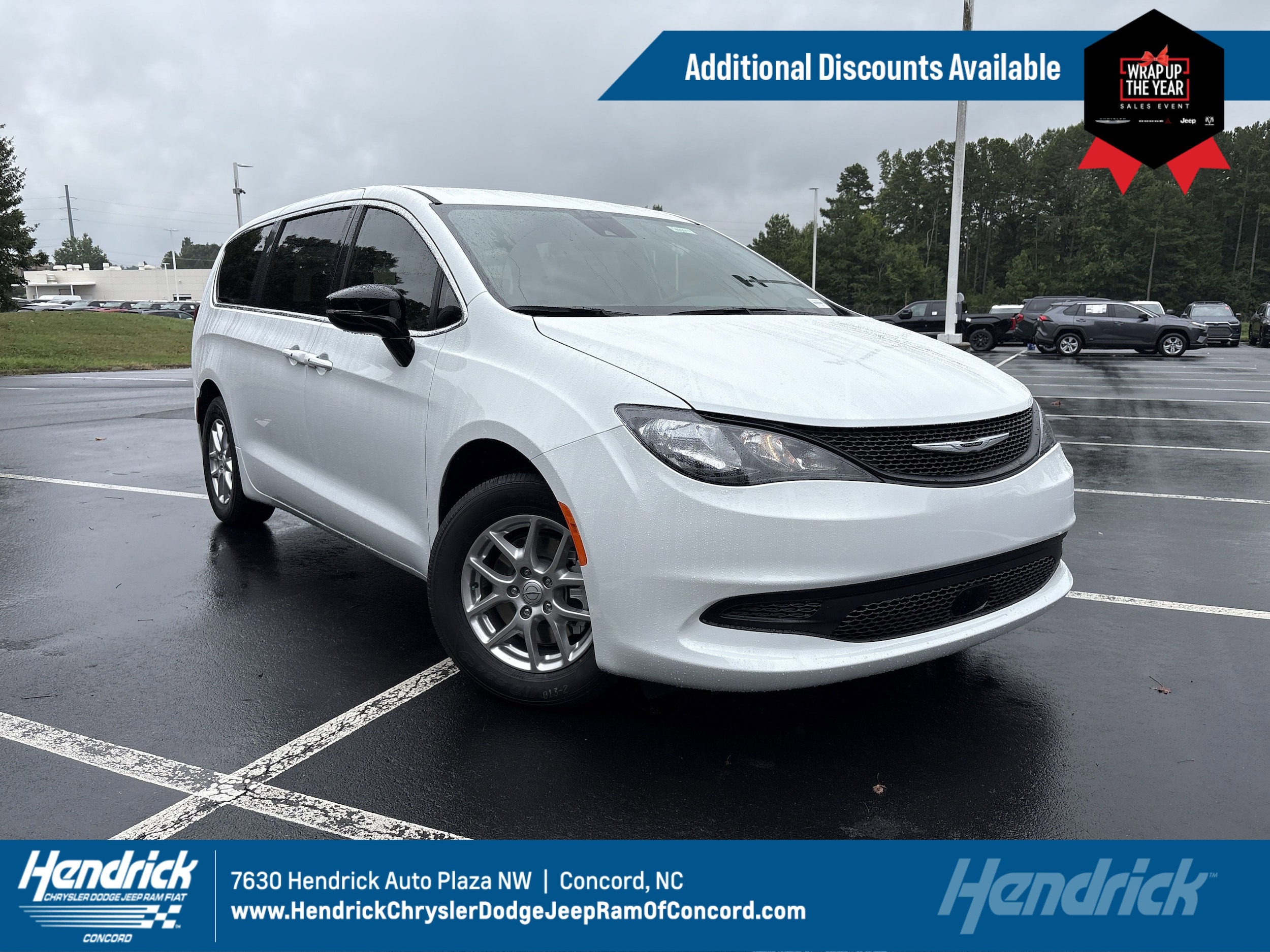 2026 Chrysler Voyager LX's photo