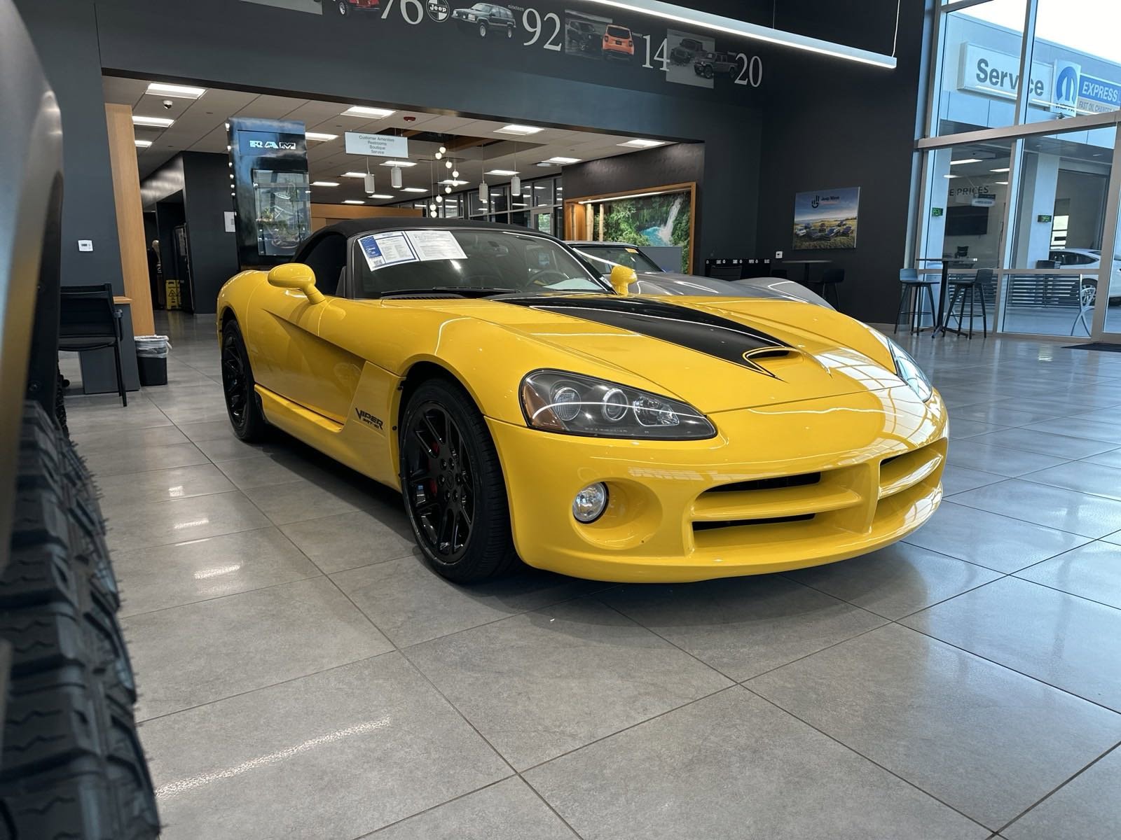 Used 2005 Dodge Viper SRT-10 with VIN 1B3JZ65Z15V501303 for sale in Concord, NC