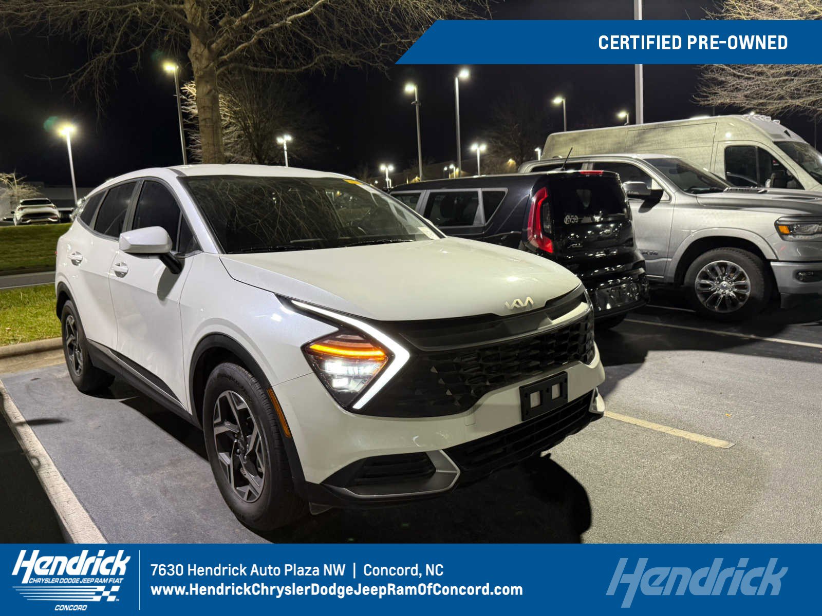 2025 Kia Sportage LX's photo