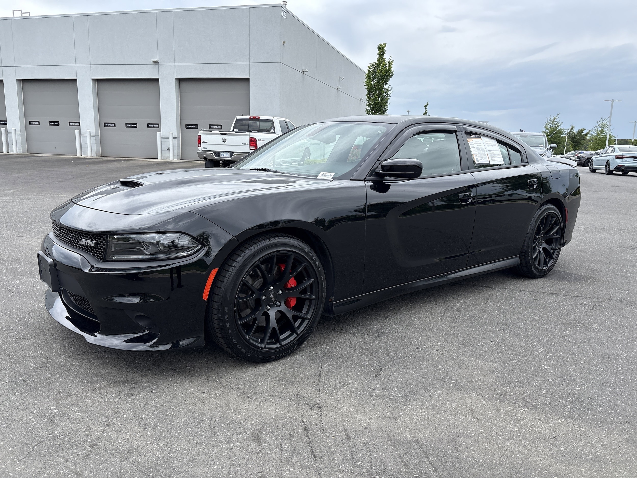 2022 Dodge Charger R/T photo 4