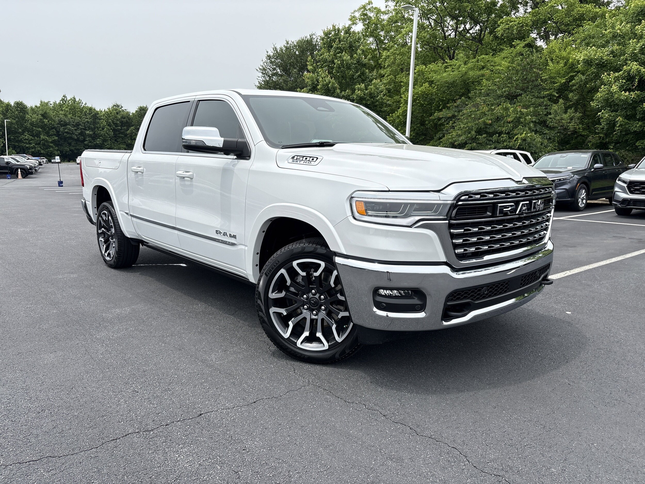 2025 Ram 1500 Limited photo 2