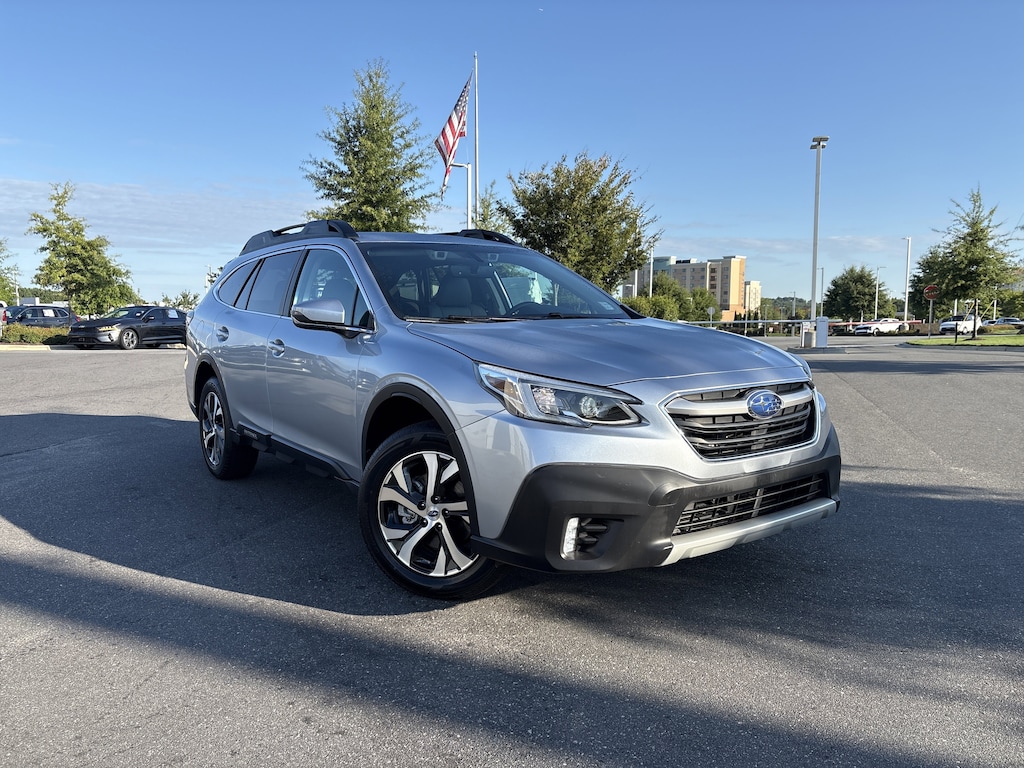 Used 2022 Subaru Outback Limited SUV