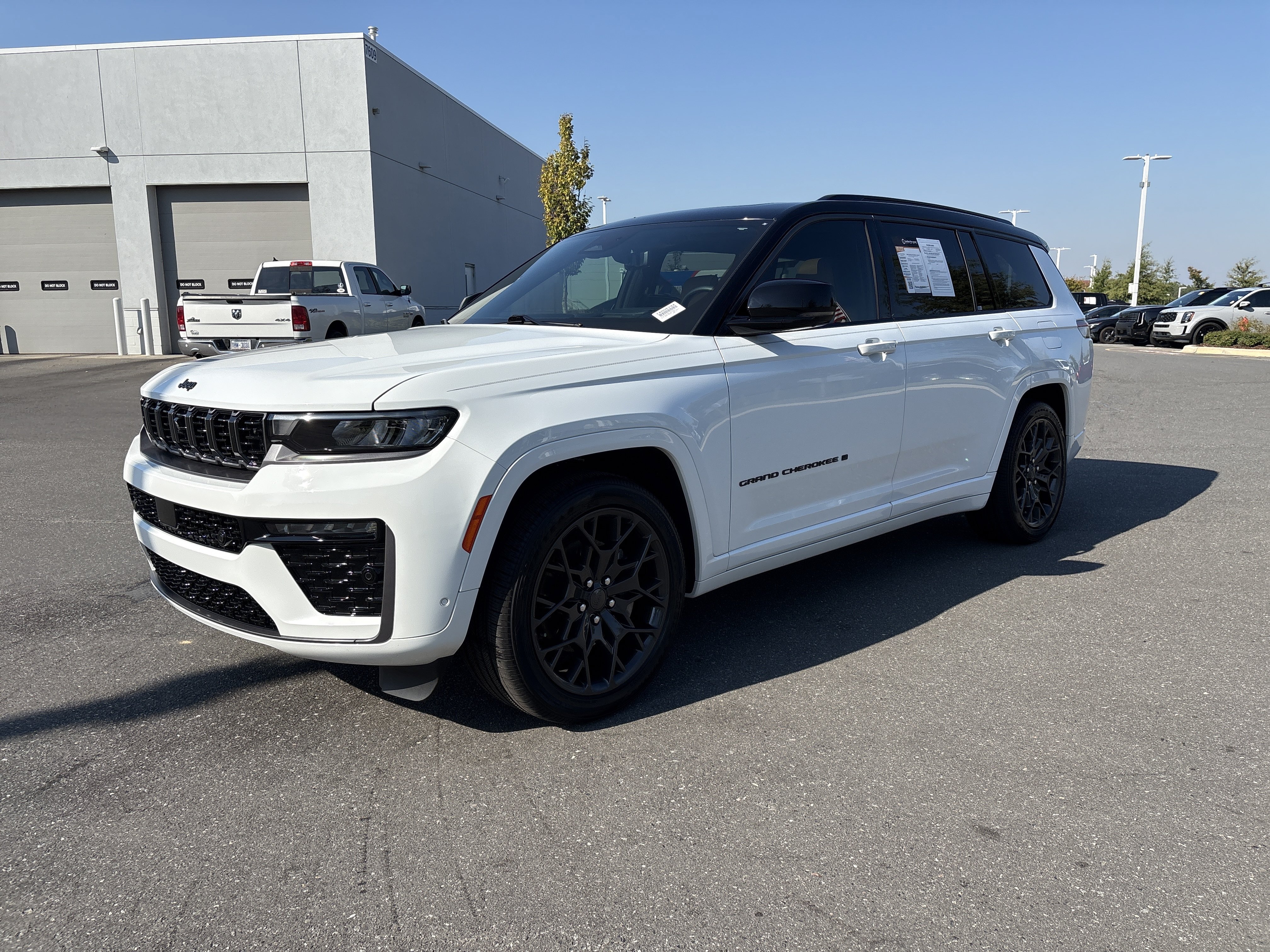 Used 2026 Jeep Grand Cherokee L Summit SUV