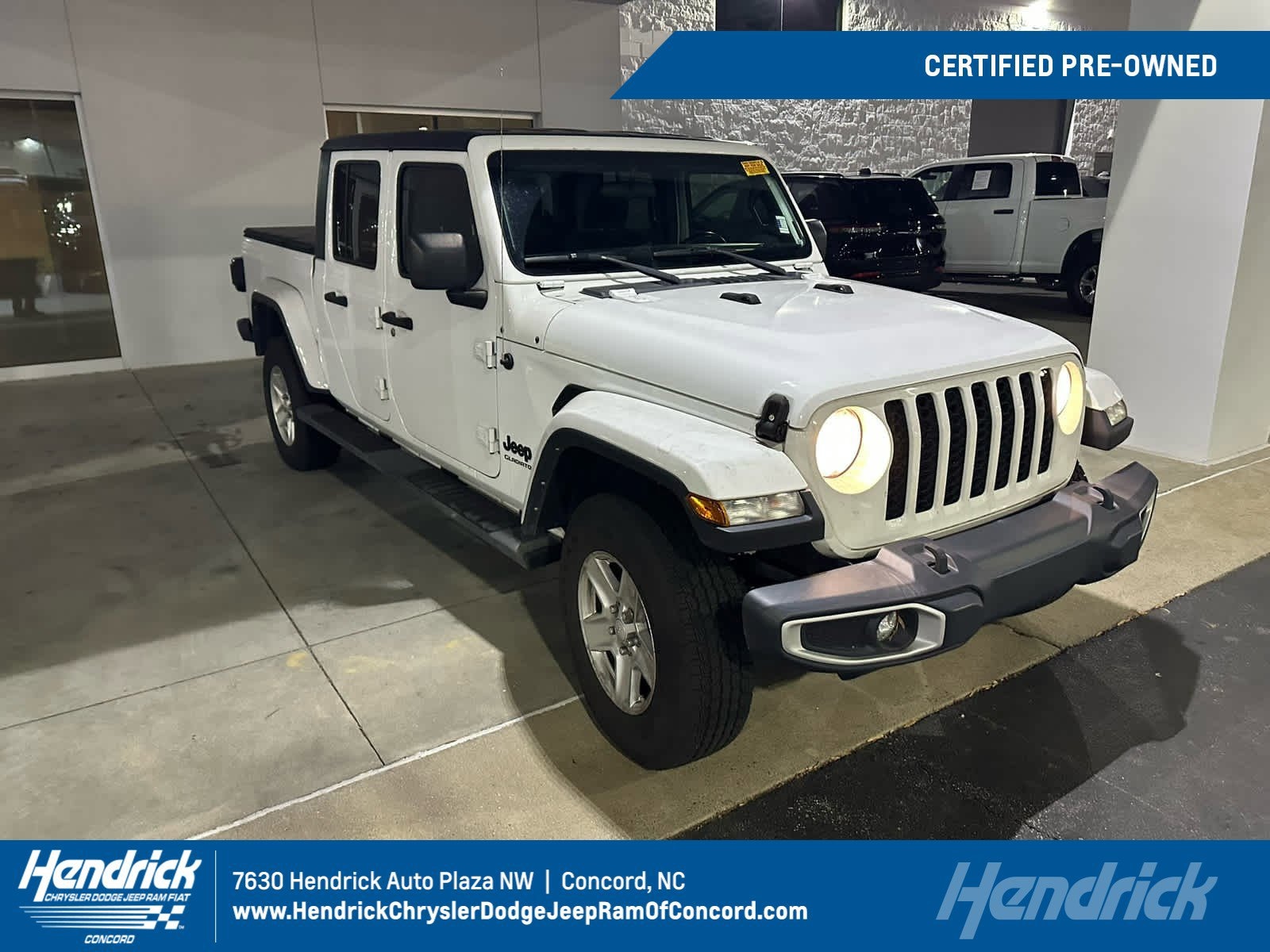 2022 Jeep Gladiator Sport S's photo