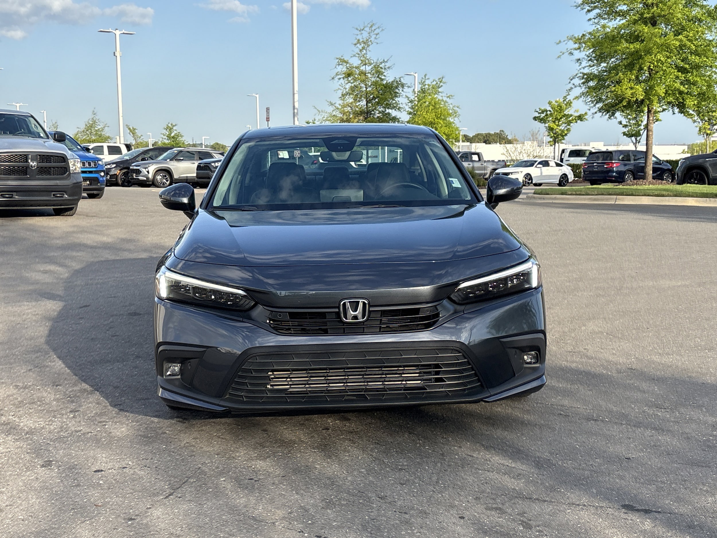 2024 Honda Civic Touring photo 2