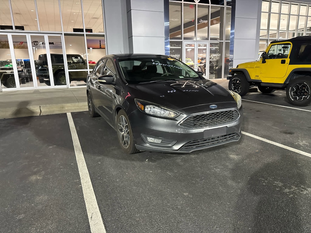 Used 2017 Ford Focus SEL Sedan