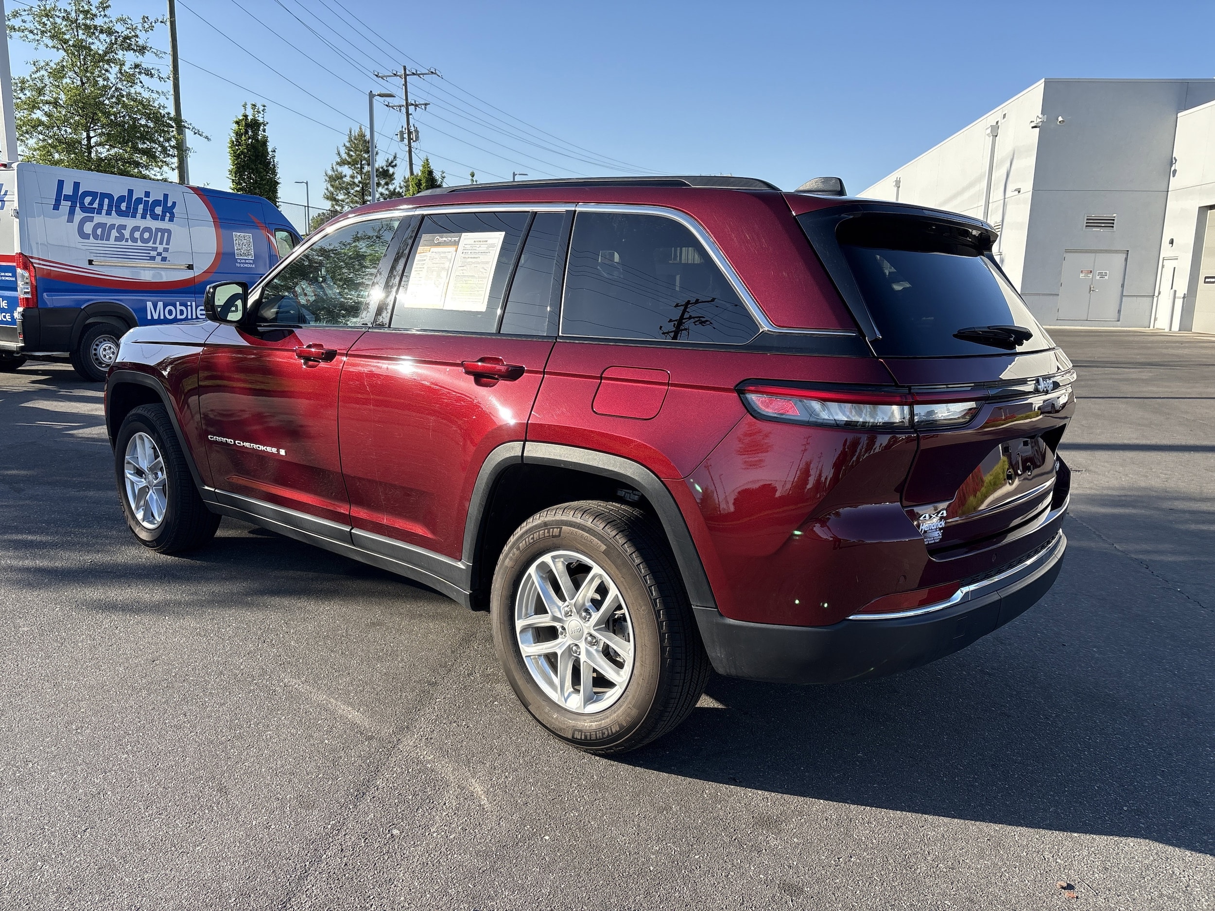 2025 Jeep Grand Cherokee Laredo X photo 5