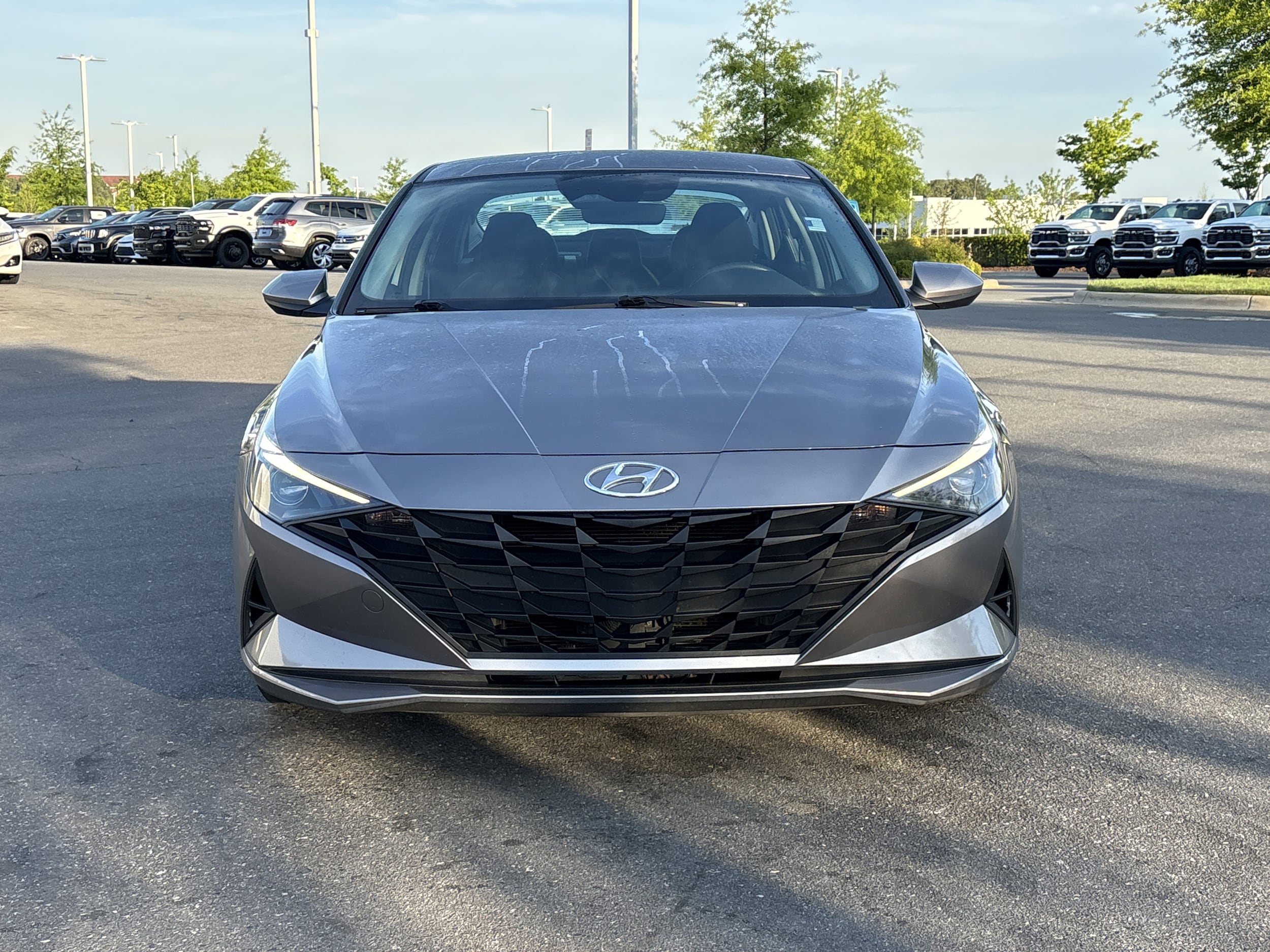 2023 Hyundai Elantra Hybrid Blue photo 2