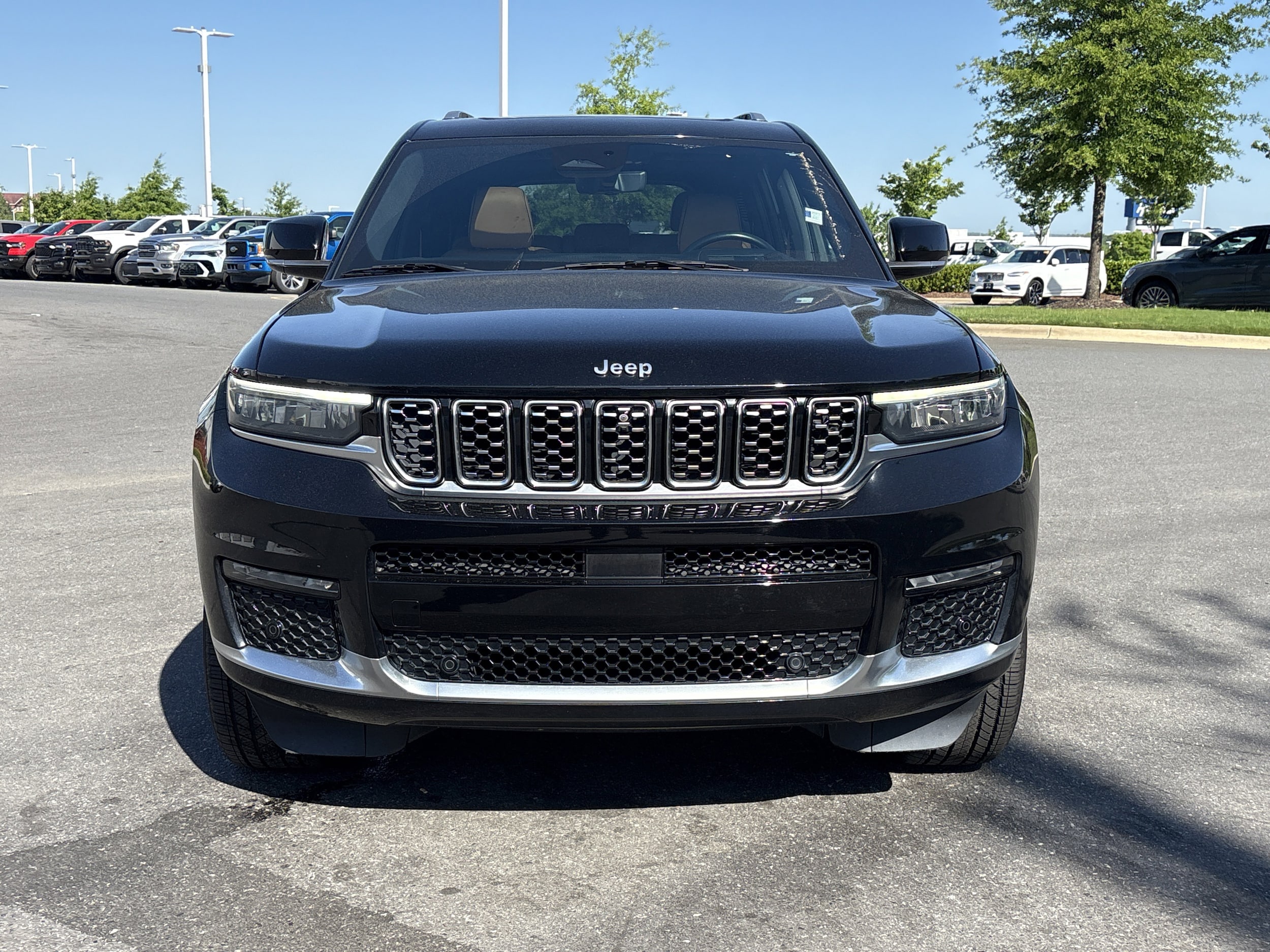2021 Jeep Grand Cherokee L Summit photo 2