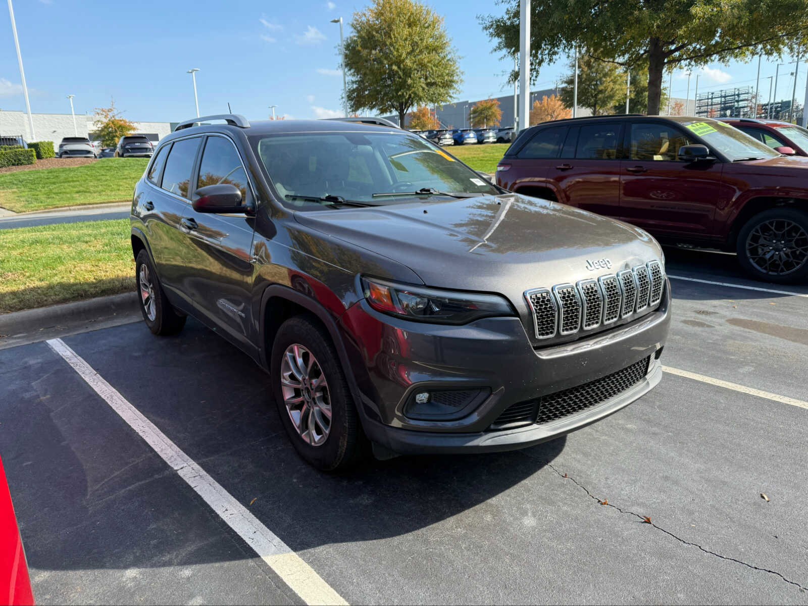 2019 Jeep Cherokee Latitude photo 2