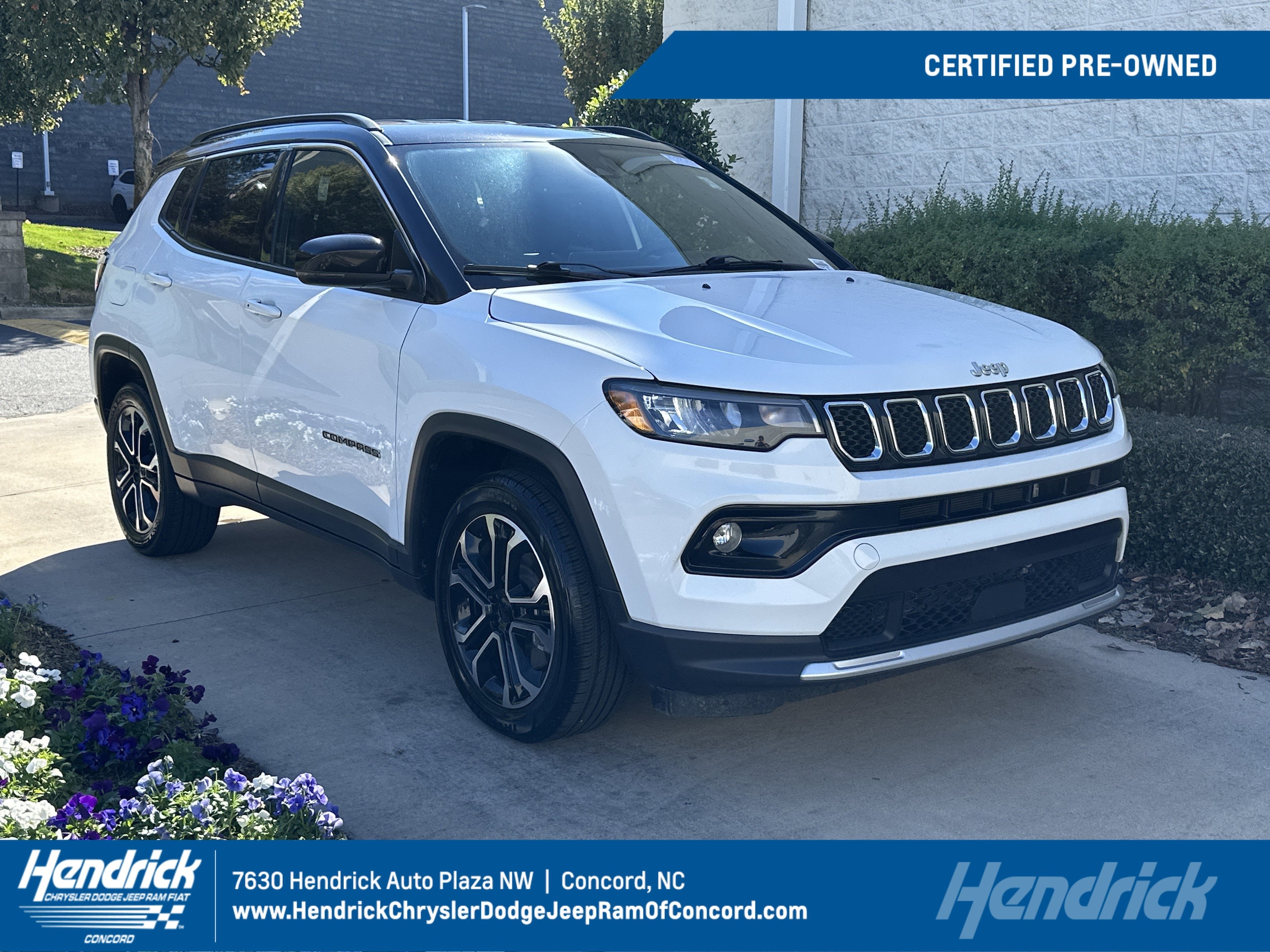 2023 Jeep Compass Limited's photo